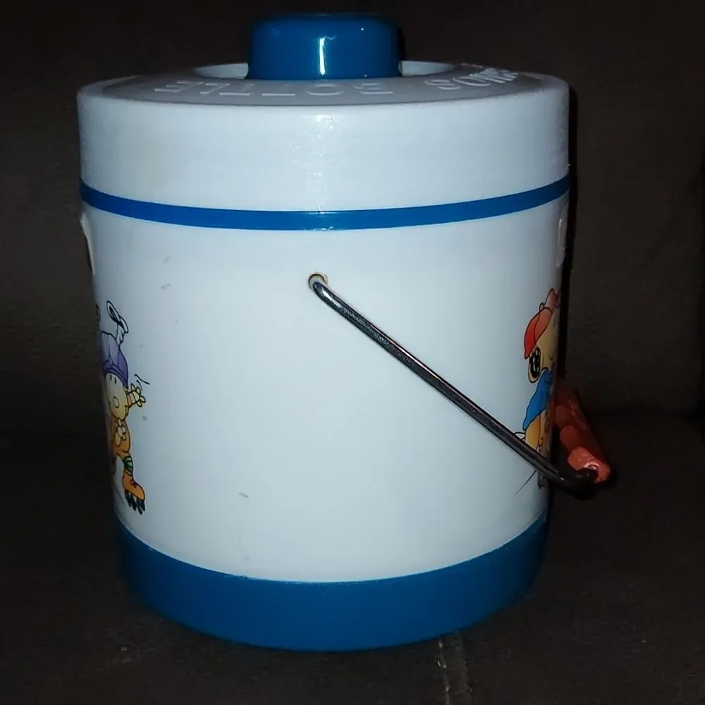 Vintage Snoopy Peanuts Asian Ice Bucket
